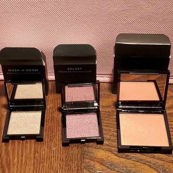 PHASE ZERO LOT Making Moves Blusher + Mush-A-Boom & Velvet Pressed Eyeshadow - Picture 1 of 16
